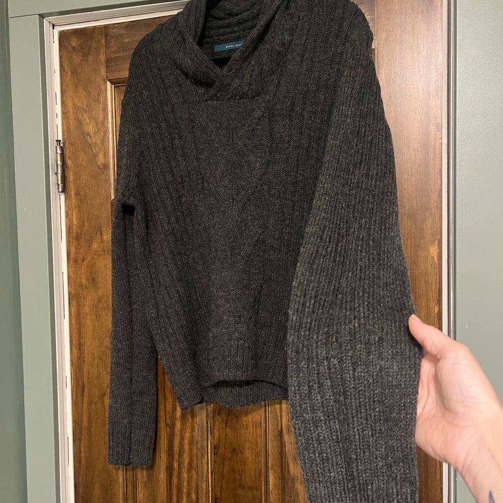 Perry Ellis Men’s Charcoal Cowl Collar Sweater Wool Knit‎ Size XL